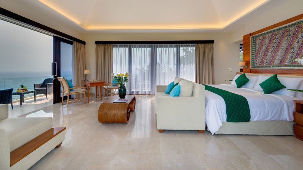 Pandawa Cliff Estate - The Pala - Upstairs king bedroom